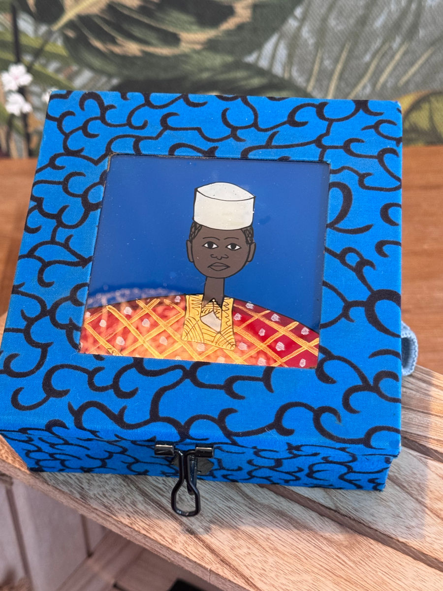 Boite à bijoux bleue