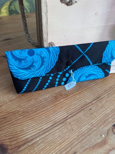 Etui lunettes bleu et noir