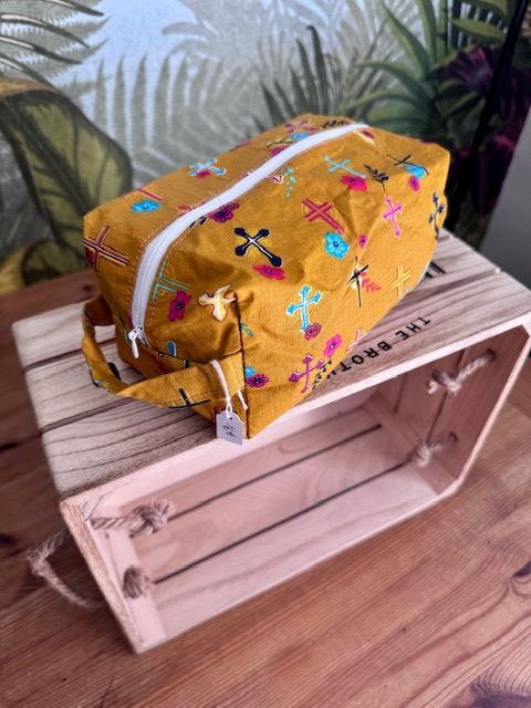 Trousse moyen format camargue jaune